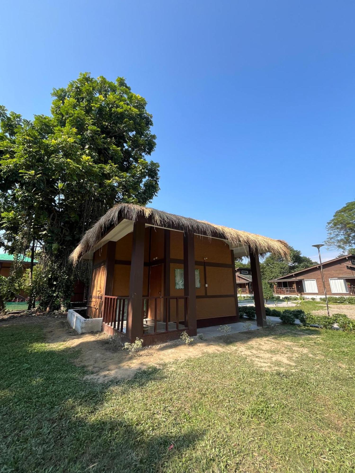 Jironi Resort Tezpur Exterior foto